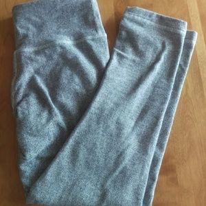 Lululemon Light Herringbone Size 4